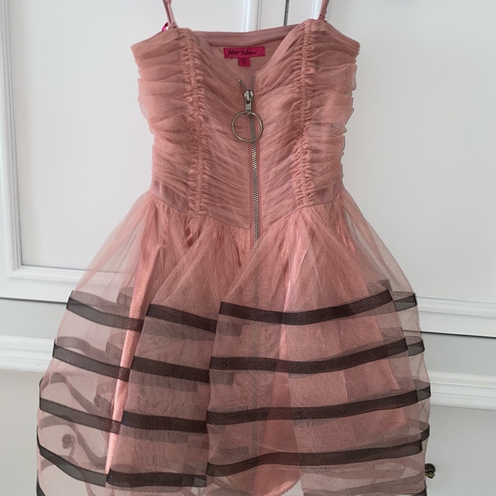 Betsy johnson dress